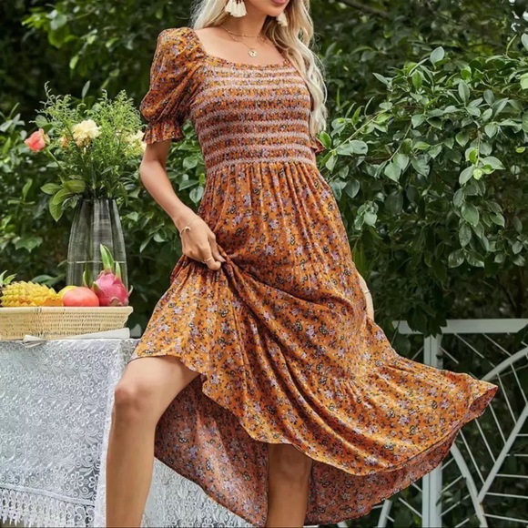 Cottagecore floral print boho dress green shirred - Picture 5 of 8